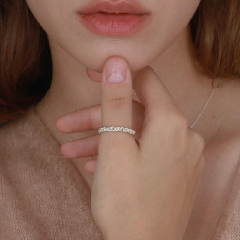 

Less is more silver rope ring free
