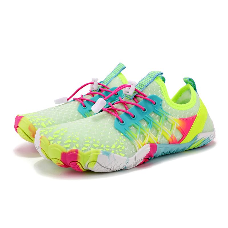 Fashion Men Women Water Barefoot Shoes Fashion Beach Shoes Quick Dry Hiking Light Sports Sandals Breathable Outdoor Training Shoes 35-48