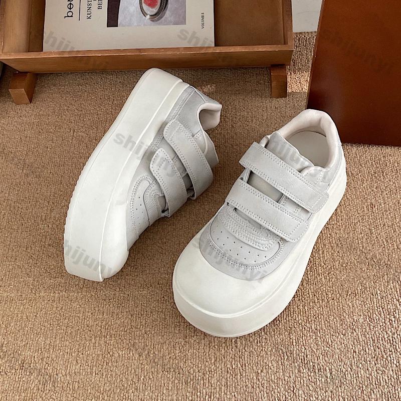 Fashion Women's Platform Casual Shoes 2025 Spring Autumn New Fashion Height Increase Flats Comfortable Outdoor Non Slip Vulcanized Shoes