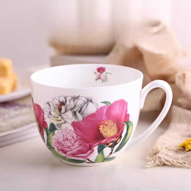 600ml Tasse aus Knochenporzellan mit großem Fassungsvermögen - Blumige Keramiktasse für Milch, Haferbrei, Frühstück, ofen-, mikrowellen- und spülmaschinengeeignet
