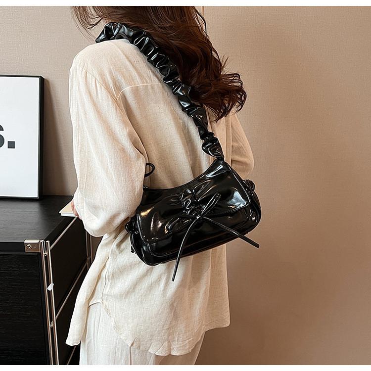 IELGY Hot Girl Style Sweet Bowknot Pleated Portable Underarm Bag Fashion One-Shoulder Tote Bag