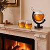 Welt Erde Karaffe Set, 850ml Schiff Whiskey Karaffe mit 2 Gläsern, Holzständer Rotierender Weinspender, Geschenk für Männer Papa