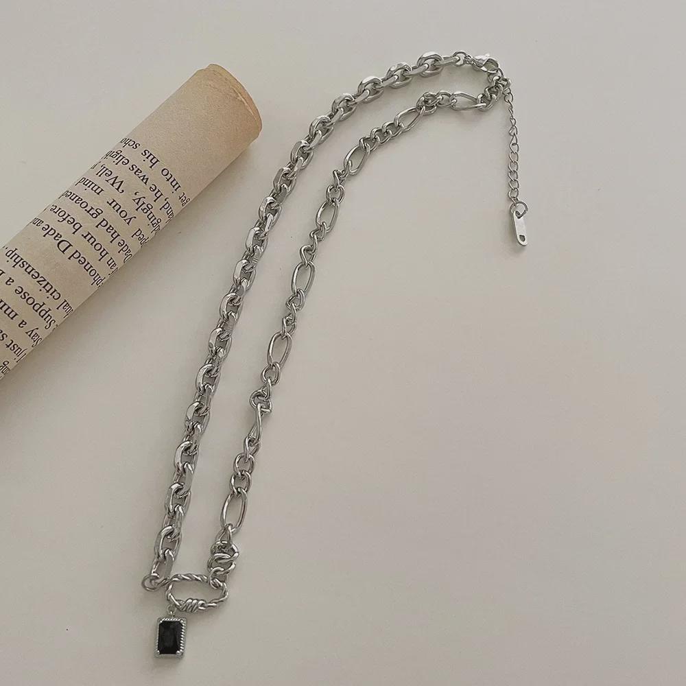Women's Titanium Steel Clavicle Necklace, Black Diamond, Minimalist Design, Versatile Cold Style