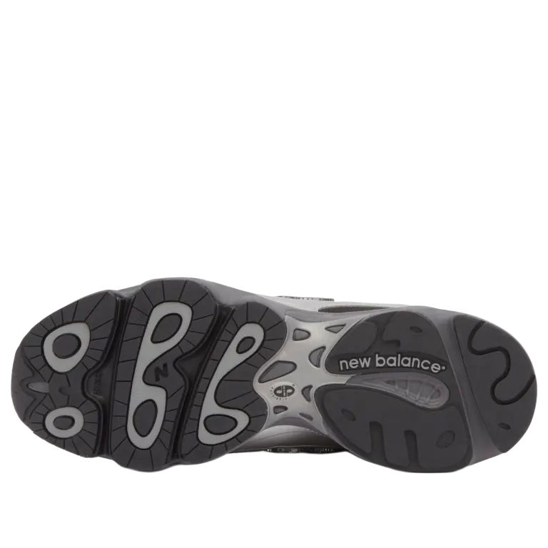 New Balance 1000 Grey Day 2025 Unisex Sneakers Silver Silver-Metallic Black M1000EGR