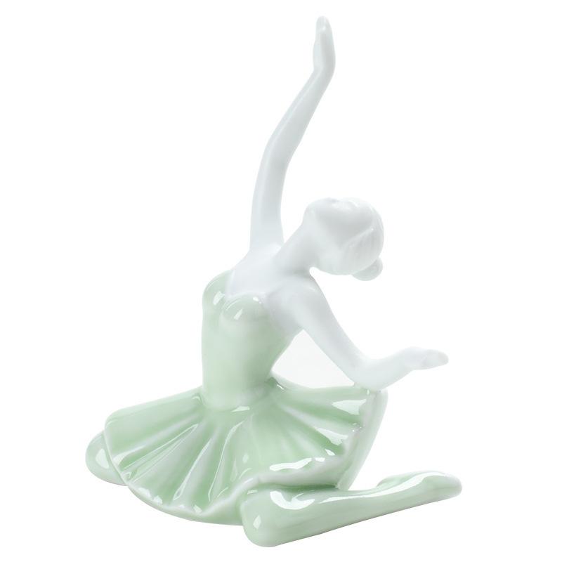 Ornaments Handmade Ceramic Handicrafts Tea Pet Owners Character Ornaments Furnitures Girl Yoga Ornaments Pure White Porcelain