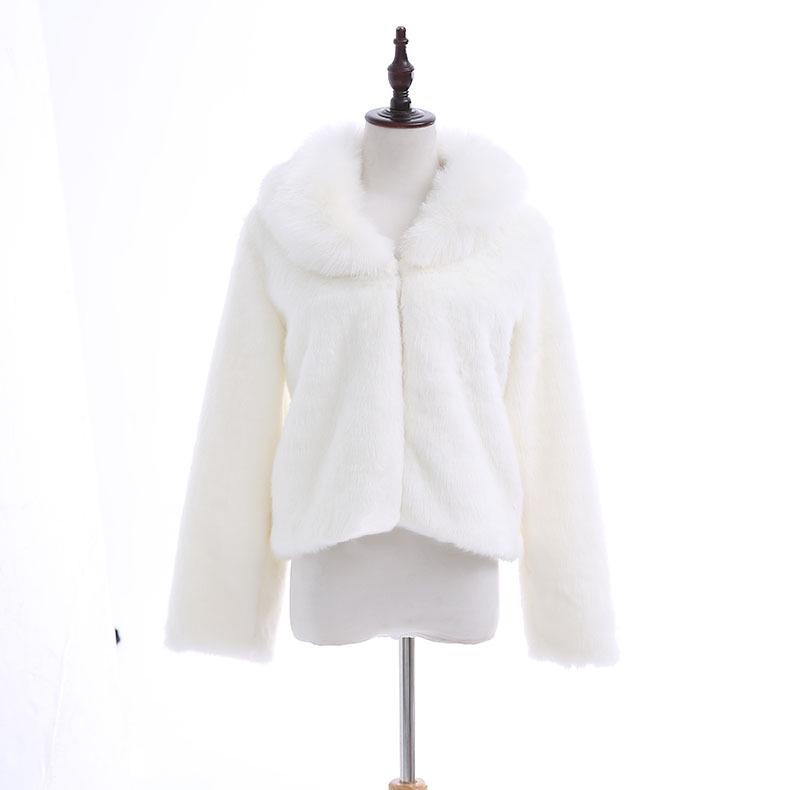 Youthful Mink Fur Coat: Short Style with Fur Collar, European & American Fashion, Women's Warm Outerwear.