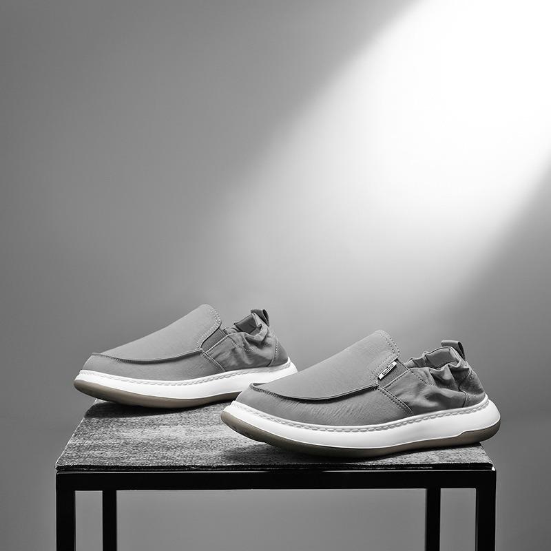 

Men s shoes new cloth shoes men s trend summer breathable one-pedal ice silk shoes men s lightweight casual shoes 39