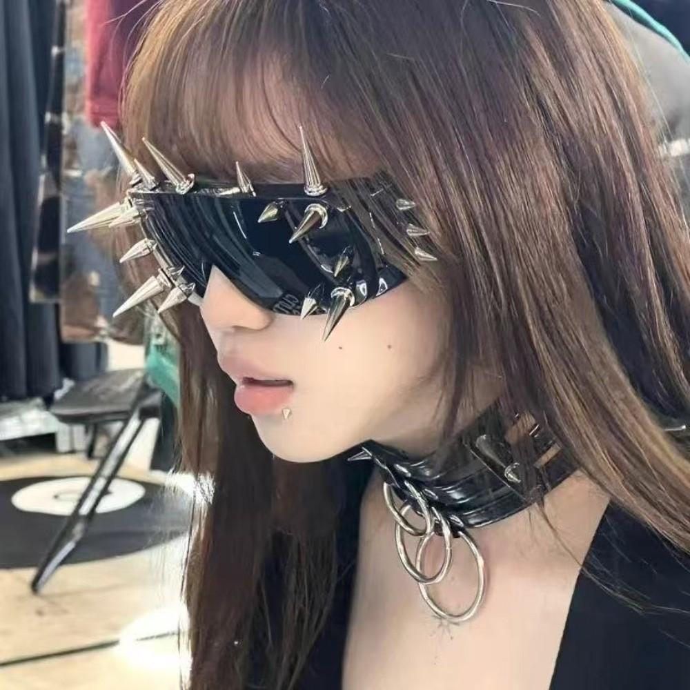 Occhiali da Sole Steampunk Esagerati Occhiali da Sole Unici di Halloween con Rivetti Occhiali da Sole Sovradimensionati Costume