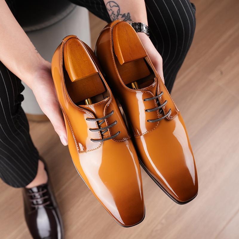 Mode Nieuwe Gentleman Business Oxford Schoenen Heren Puntige Spiegel Lakleer Formeel Bruiloft Prom Kleding Homecoming Schoeisel Zapatos