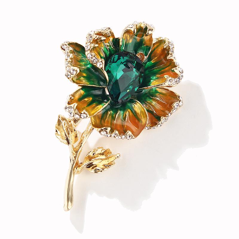 Lanhao Crystal Glass Flower Brooch: European & American Creative Design