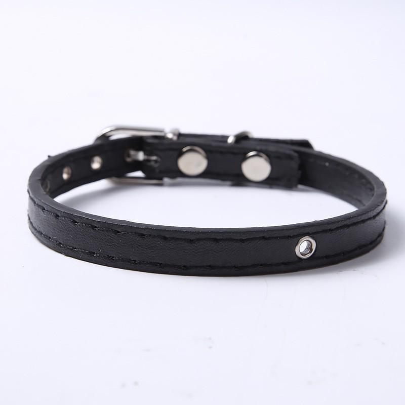 

Adjustable Leather Pet Collar, Breathable Neck Gaiter for Large, Medium, and Small Dogs & Cats