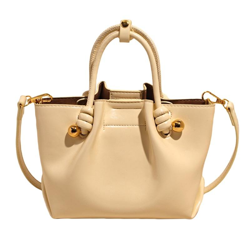 Handheld Bucket Bag Women's New Fashion Versatile Commuter Shoulder Messenger Bag