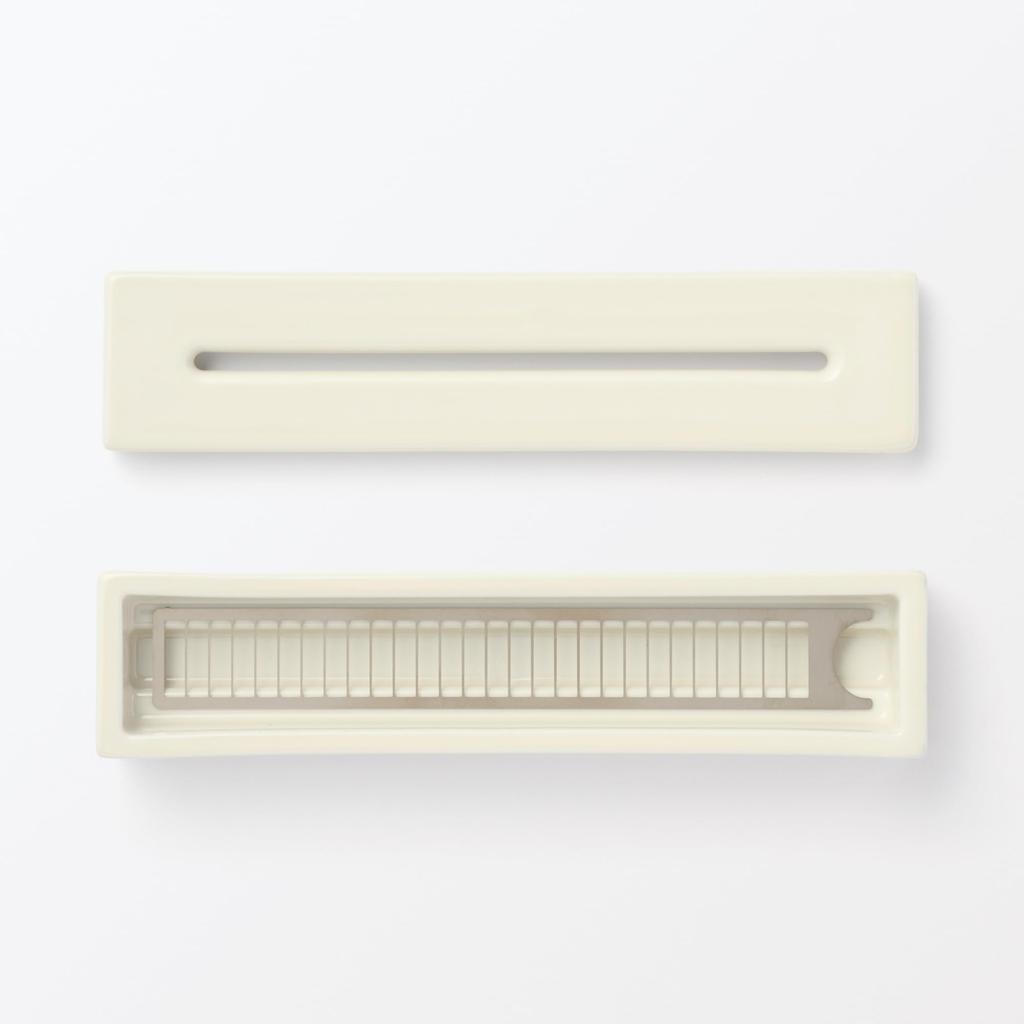MUJI Kadidelnice pro ležící vonné tyčinky 105 x 23 x 23mm 84465345 Cca.