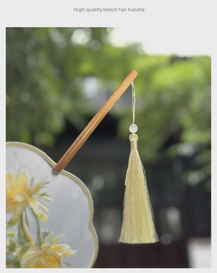 Doppelseitiger bestickter klassischer Tanzfächer