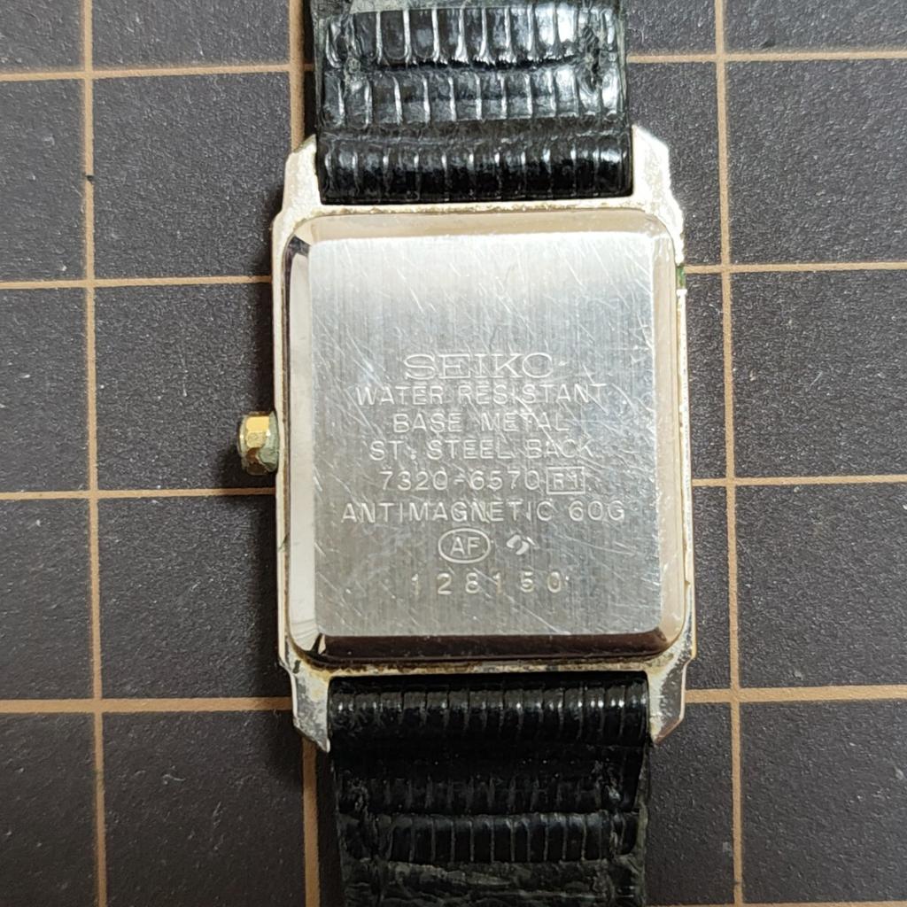 SEIKO Exceline Ladies Square Gold New Battery Management K26 [Working Condition] Watch, Included
