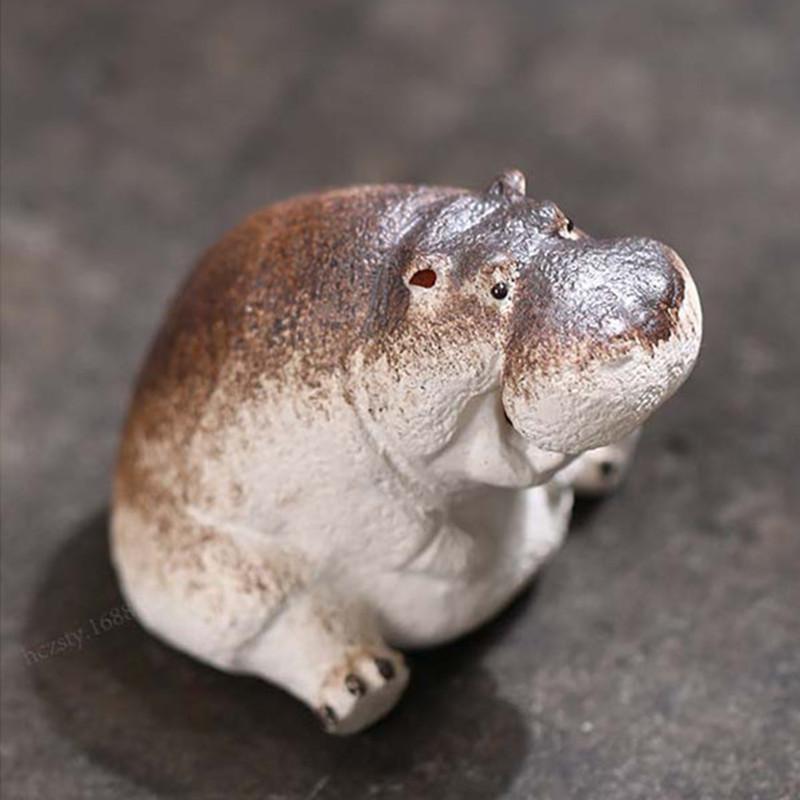 Chinese Yixing Lion Purple Clay Tea Pet Handmade Sculpture Crafts Crocodile Statue Tea Figurine Ornaments Tea Set Accessories