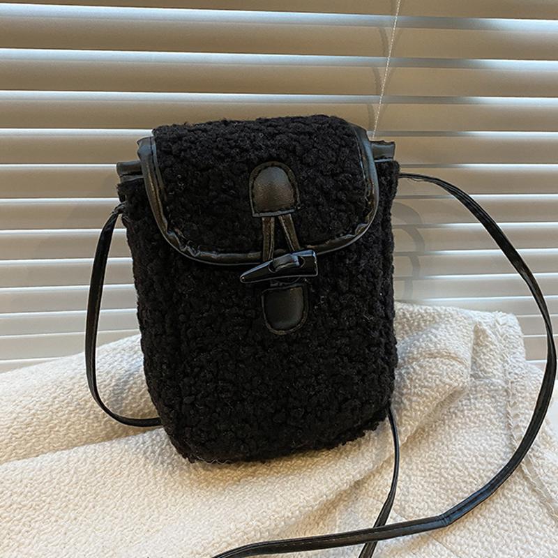 

Women s Niche Design Ins Soft Lamb Plush Bag Cute Autumn Winter New Female Bags Popular Explosi Simple Crossbody Phe Bags чорний