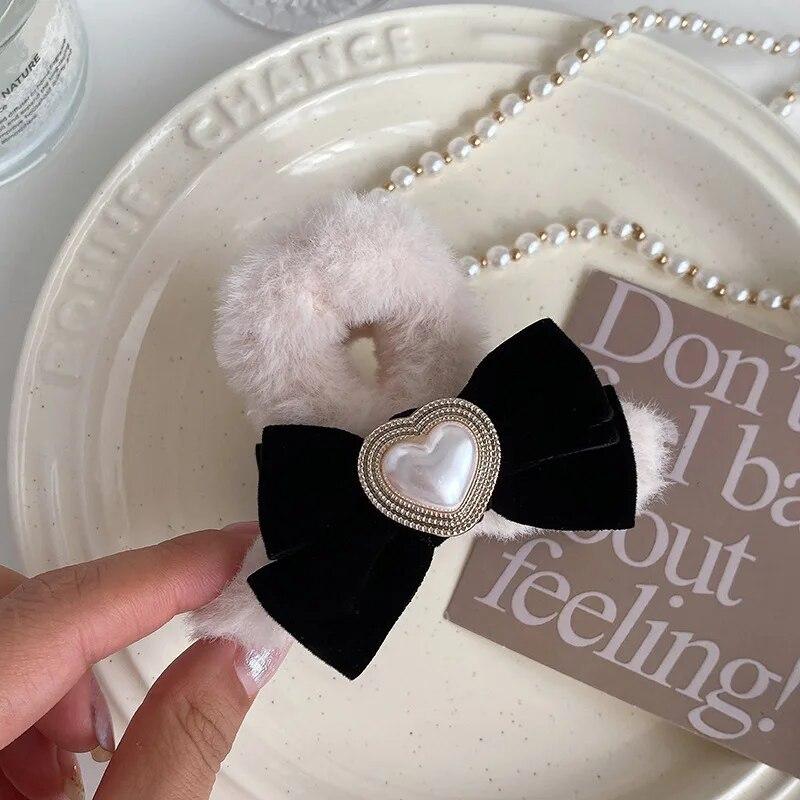 Sweet Bowknot Plush Hair Claw Clip New Classic Small Hair Clips Barrettes Hairgrips Headdress For Female Winter Hair Accessories