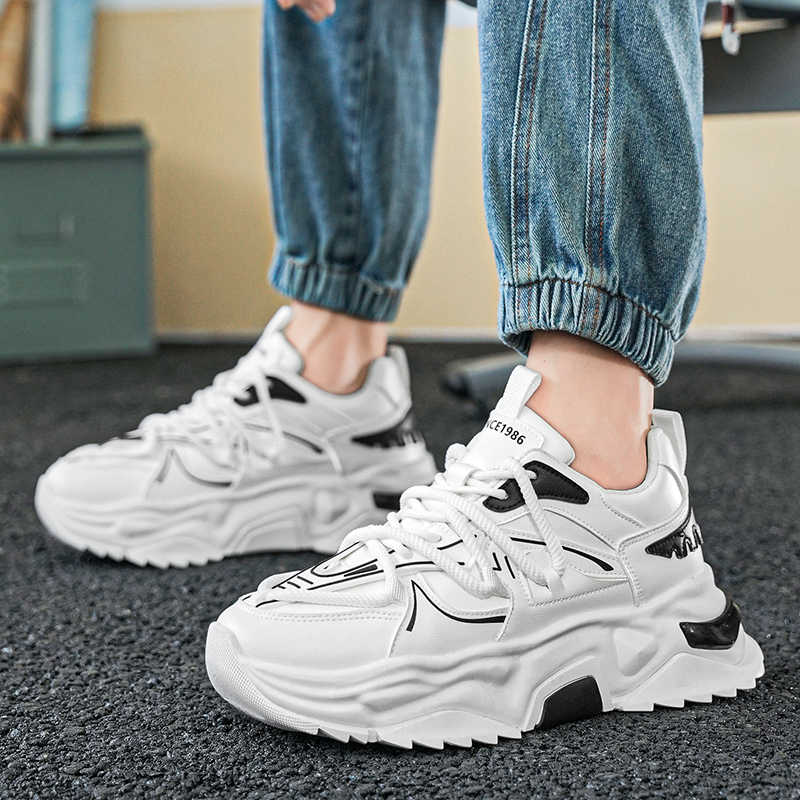 Fashion Ventilation Large Size Men's Lace Up Boots Booty Shoes Luxury Designer Boots Sneakers Sport Portable Shoess Luxe Sapatos