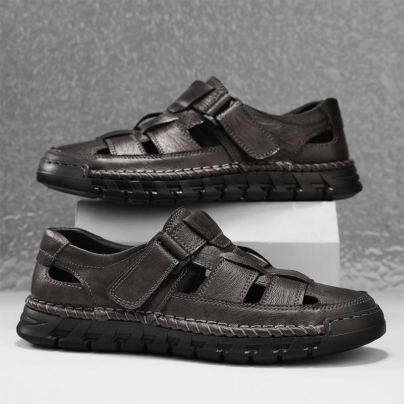 Men's Closed Toe Sandals Large Size Genuine Leather Casual Sandals Outdoor Hiking Sandals Hand Sewn Casual Sandals