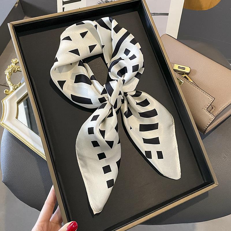 100% Natural Silk Square Scarf Women Foulard High Quality Bandana Scarves Female Summer New Neckerchief Headkerchief Shawl Wrap