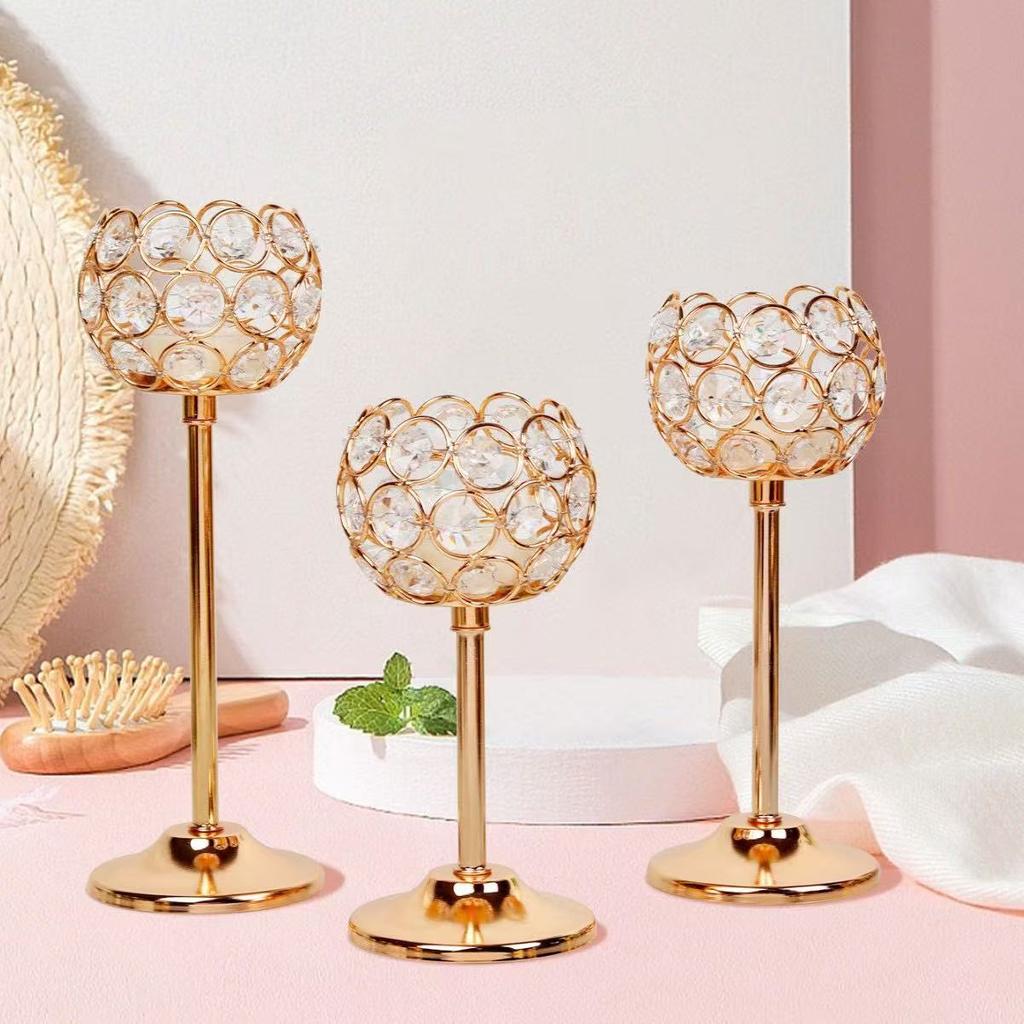 Large Size European Mini Crystal Candlestick Creative Metal Ornament Table Decoration for Candlelight Dinner