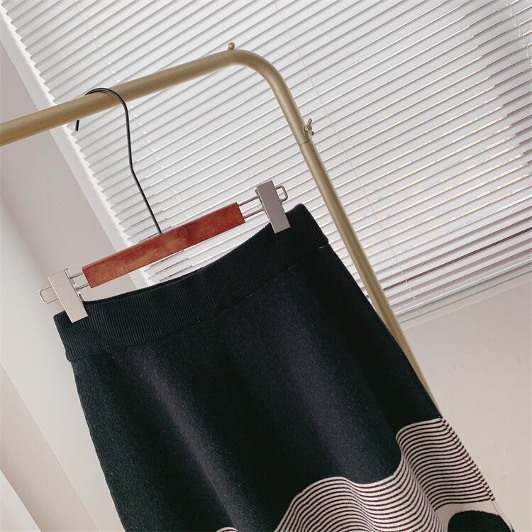 High Waisted Knitted Skirt for Women Autumn and Winter Elastic A-line Pleated Textile Skirt
