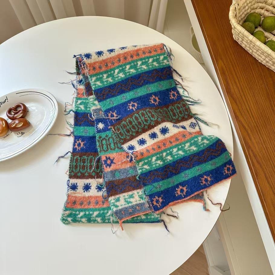 Retro Fair Island Wind Knitted Wool Scarf Women's Autumn and Winter Korean Atmosphere Thickened Warm Scarf New