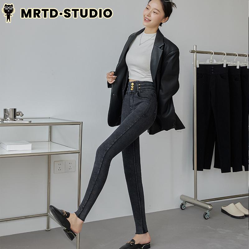 Hohe Taille Schwarze Fleece-gefütterte Koreanische Katzen-Leggings für Damen - Dehnbar, Skinny Fit Bleistifthosen