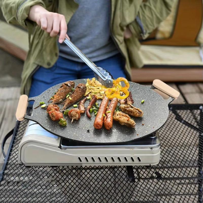 1pcs Versatile non-stick Korean barbecue plate with 2 wooden handles suitable for indoor and outdoor cooking