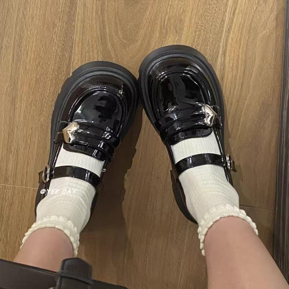 Thick sole heightening French shallow mouth single shoes women's 2025 spring and summer new retro with skirt Mary Jane small leather shoes women