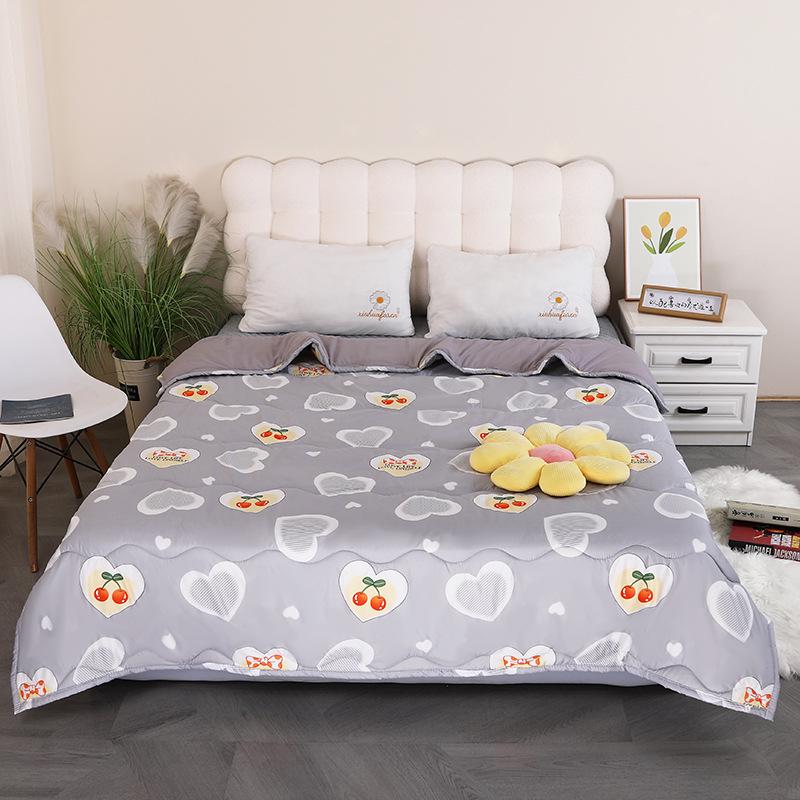 Skin-Friendly Cotton Quilt: Double-Sided, Washable Summer & Autumn Blanket