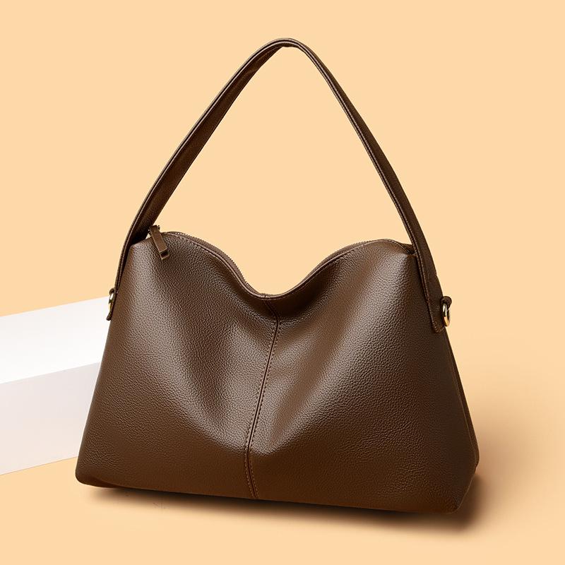 This Trendy Ladies' Single-shoulder Bag Can Be Carried Diagonally or By Hand with A Large Capacity