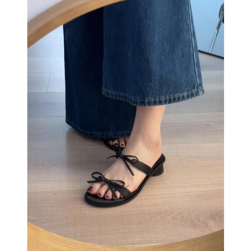 Bow-tie One-word Slippers Women's Summer Wear Beach Roman Sandals Open-toed Thick-heeled Cool Slippers