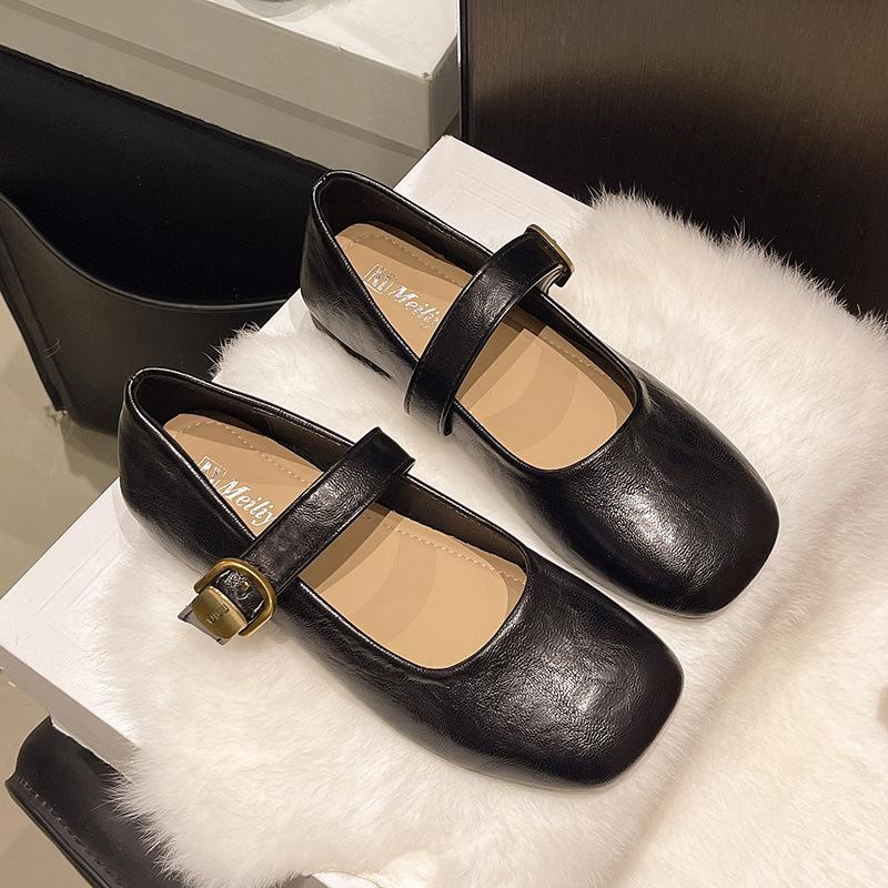 Temperament square head flat sole shoes women's 2025 new spring and autumn French retro Mary Jane small leather shoes light mouth commuter shoes
