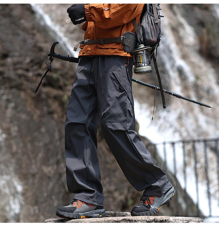 Men's American Style Cargo Pants: Loose, Water-Repellent Outdoor Work and Casual Wear for Autumn/Winter.