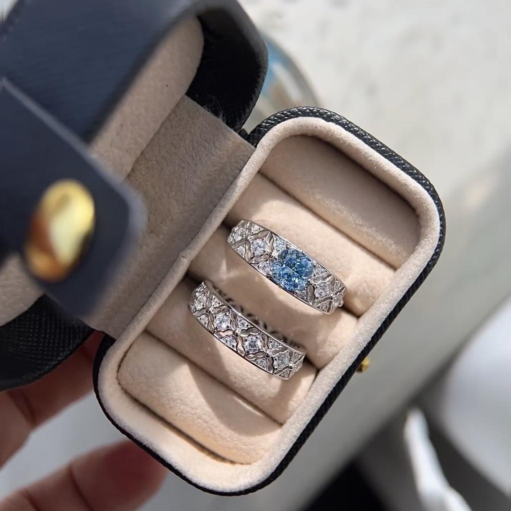 Medieval Court Style Light Luxury Niche Retro Flower Pattern Hollow Ring With Diamonds Advanced Design Index Finger Ring