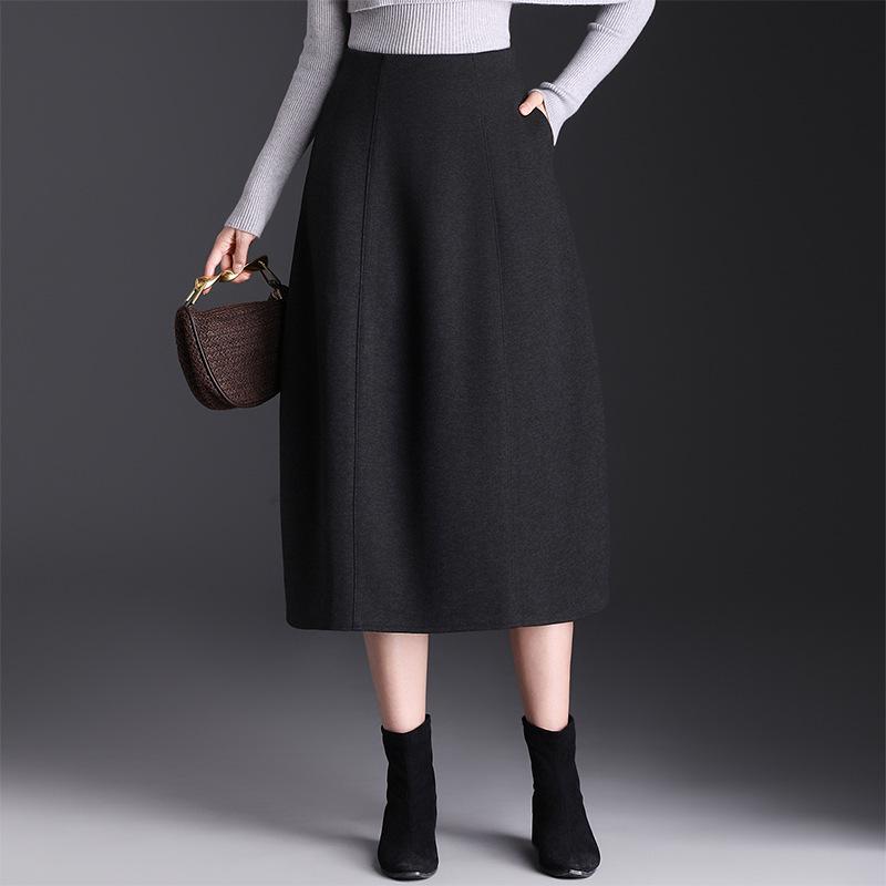 Elegant Korean Style Woolen Skirt: 2026 Winter Fashion, Elastic Waist, Slimming Bud, Mid-Length Design for Women