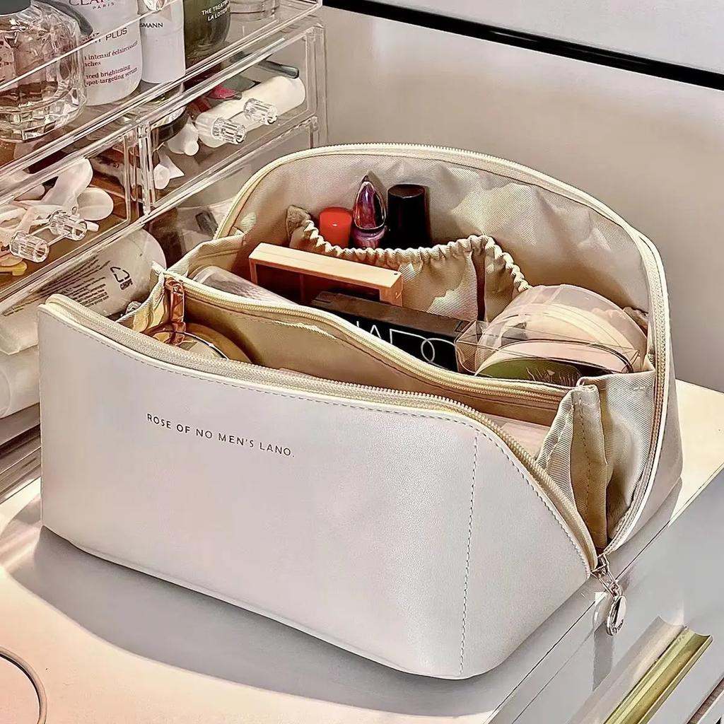 Travel Cosmetic Bag for Women Girl Cosmetic Organizer  Makeup Bag Storage Pouch for Female Makeup Box