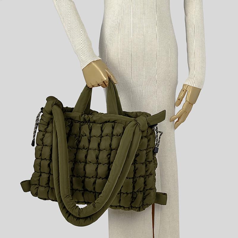 Large Capacity Casual Tote Bag for Women Designer Nylon Padded Bags Shoulder Bag