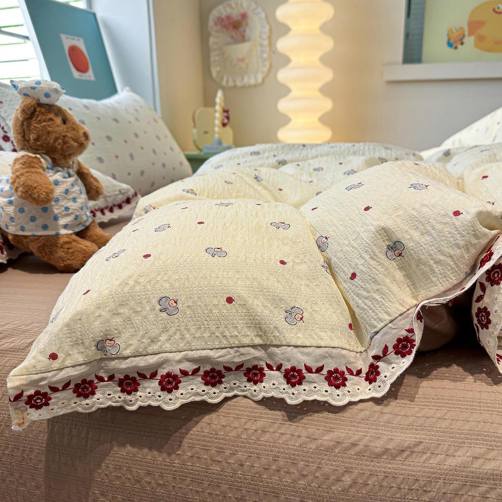 New Floral Jacquard Lace Cotton Duvet Cover Set - Four Pieces with Textured Embroidery
