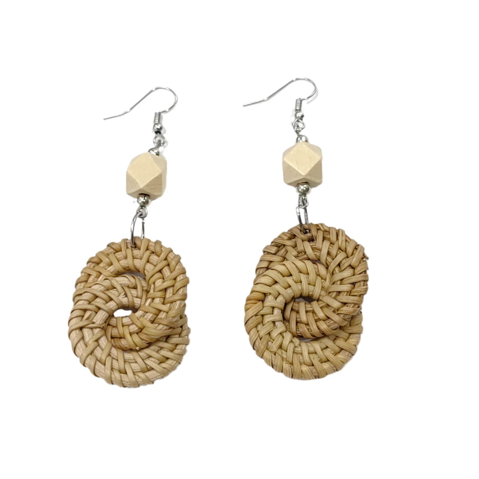 Bohemian Straw Rattan Tassel Earrings for Summer Beach Vacation