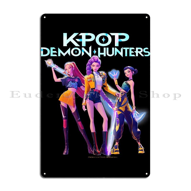 Анимированные K-pop фильмы 2025 Логотип Мюзикл Фанаты K-pop Охотники на демонов X Героические позы Группа Металлическая табличка Настенная роспись с персонажами Жестяная табличка Постер 40x30cm