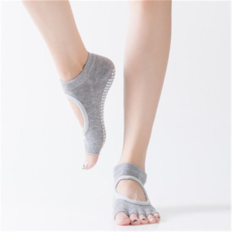 Spring and Summer Separates Refer To Women's Open-toe and Back-revealing Yoga Socks, Sports Socks, Anti-slip Pilates Socks, and Five-fingered Socks.