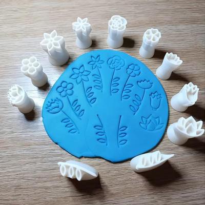 6 Stück Blumenblatt-Design Tonstempel-Formset DIY Kunsthandwerkswerkzeuge für Keramikherstellung und Geschenkprojekte