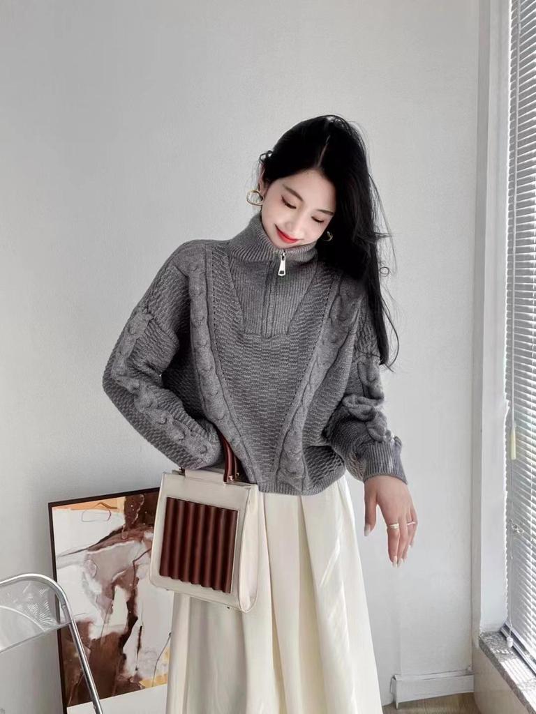 2025 New Women's Loose Japanese Style Half-Zip Cable Knit Turtleneck Sweater for Autumn and Winter