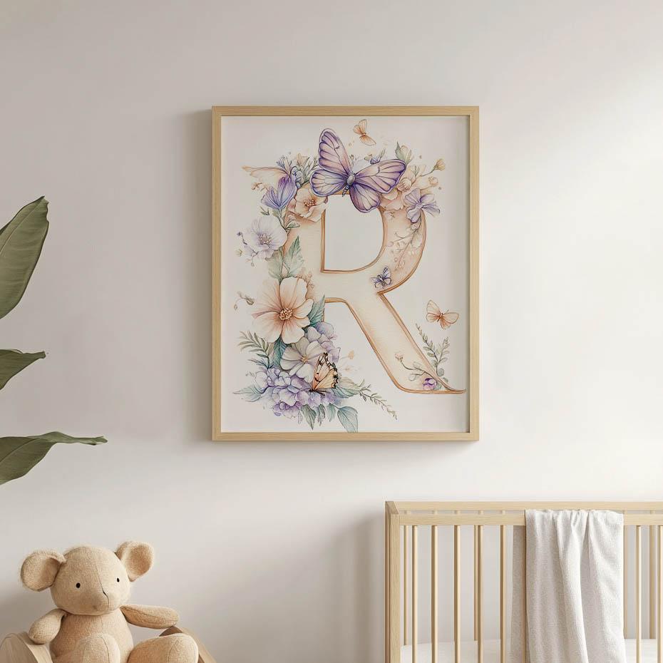 R som Glädje - Blommig Affisch R som Glädje - Blommig Affisch, 50X70 Cm, Ram av Ljust Ekträ, Matt Papper 230 Gsm