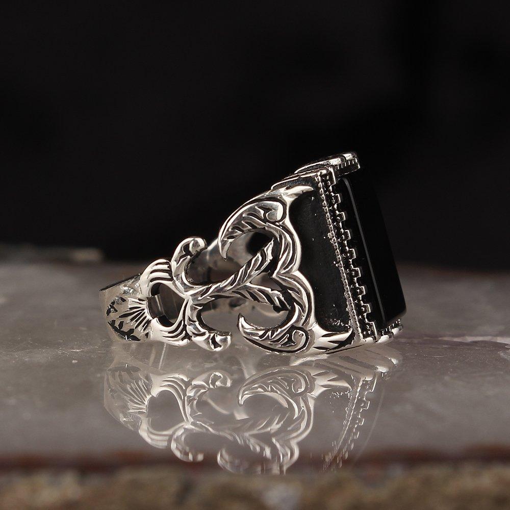 Oniks Taşlı Kalem İşlemeli 925 Ayar Gümüş Erkek Yüzük