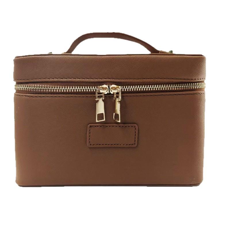 Tragbare Kosmetiktasche aus Cross-Grain-Leder mit goldener Hardware - Reise-Organizer für Make-up und Hautpflege