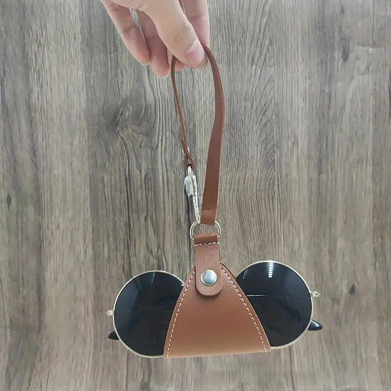 Anti-Lost Pu Hat Clip Travel Sunglasses Clip Portable Outdoor Hat Gloves Scarf Handbag Keychain Clip Organizer